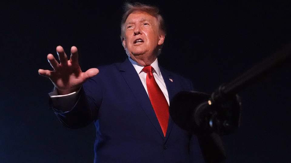Donald Trump confirms switching planes in Turkey: 'I have a lot of threats you don't know about'