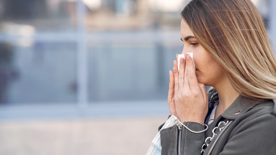 Did you know runny nose in cold weather is actually reassuring? Dr Saurabh Sethi shares 10 odd signs of good health