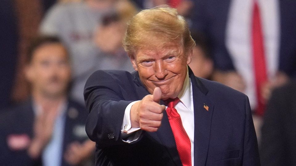 Trump says Putin ‘wants to make a deal more than Zelenskyy’ as Ukraine accuses Russia of violating energy ceasefire
